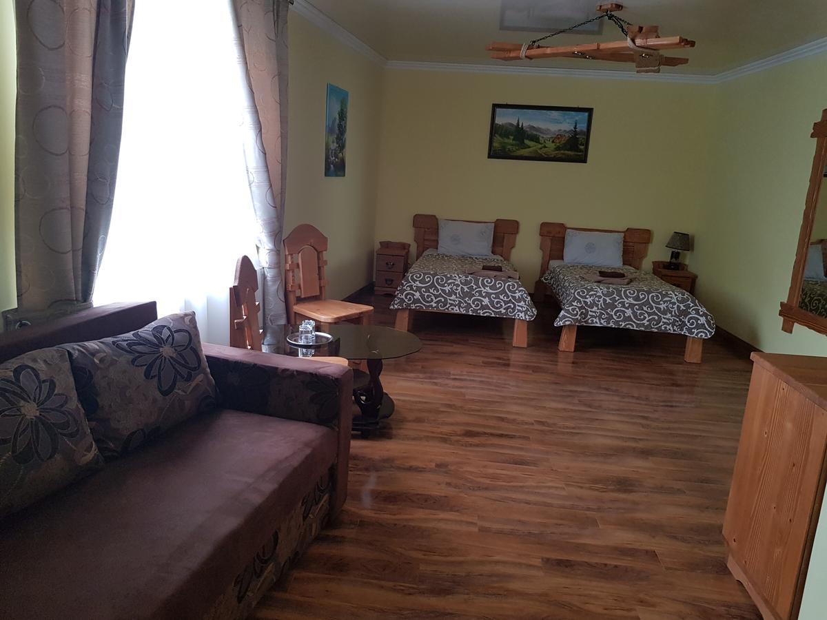 Dayarta Hotel Skhidnytsia Kültér fotó