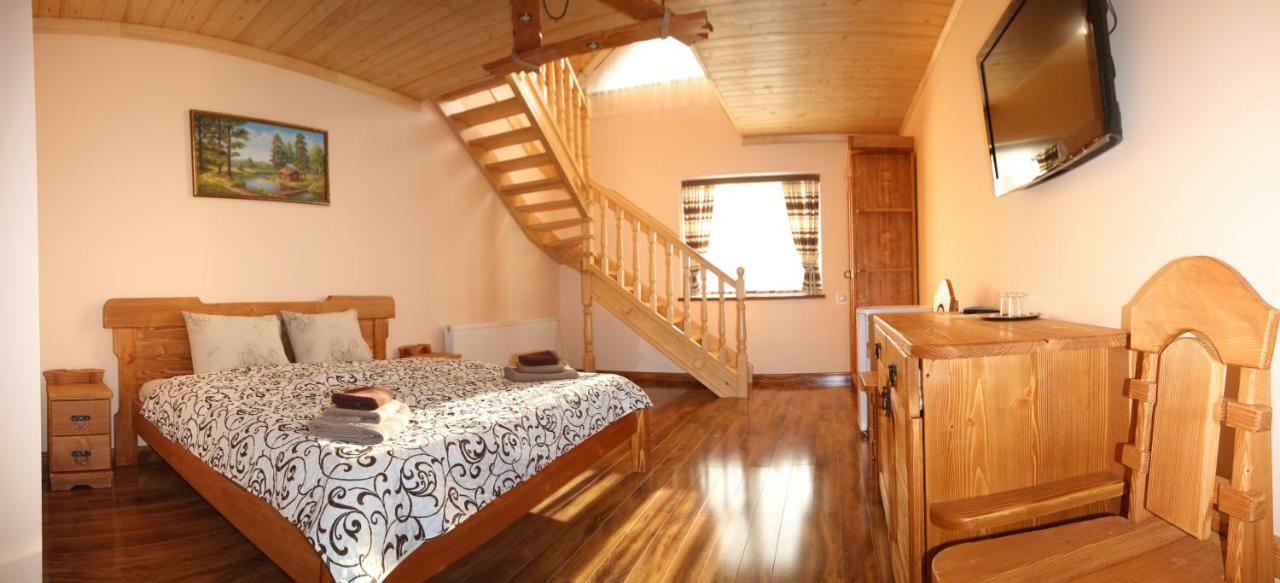 Dayarta Hotel Skhidnytsia Kültér fotó
