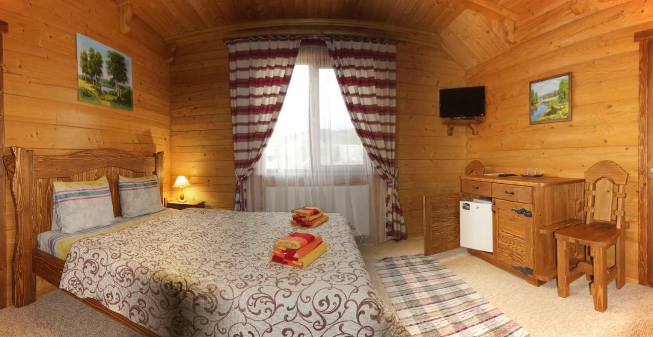Dayarta Hotel Skhidnytsia Kültér fotó
