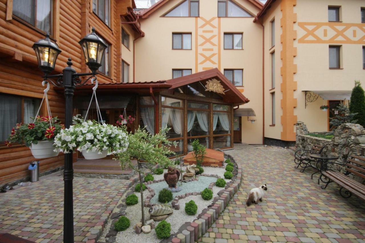 Dayarta Hotel Skhidnytsia Kültér fotó