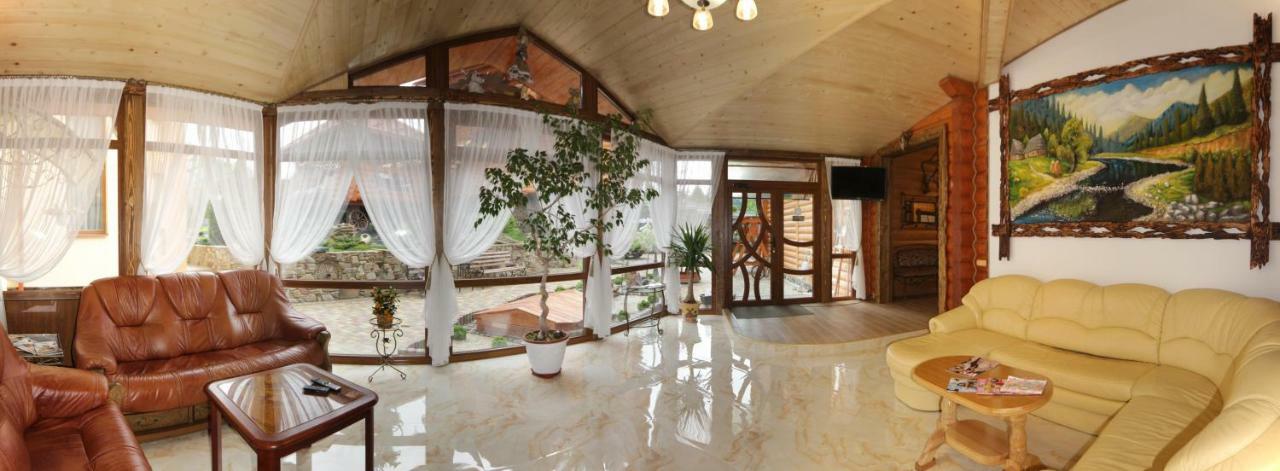 Dayarta Hotel Skhidnytsia Kültér fotó